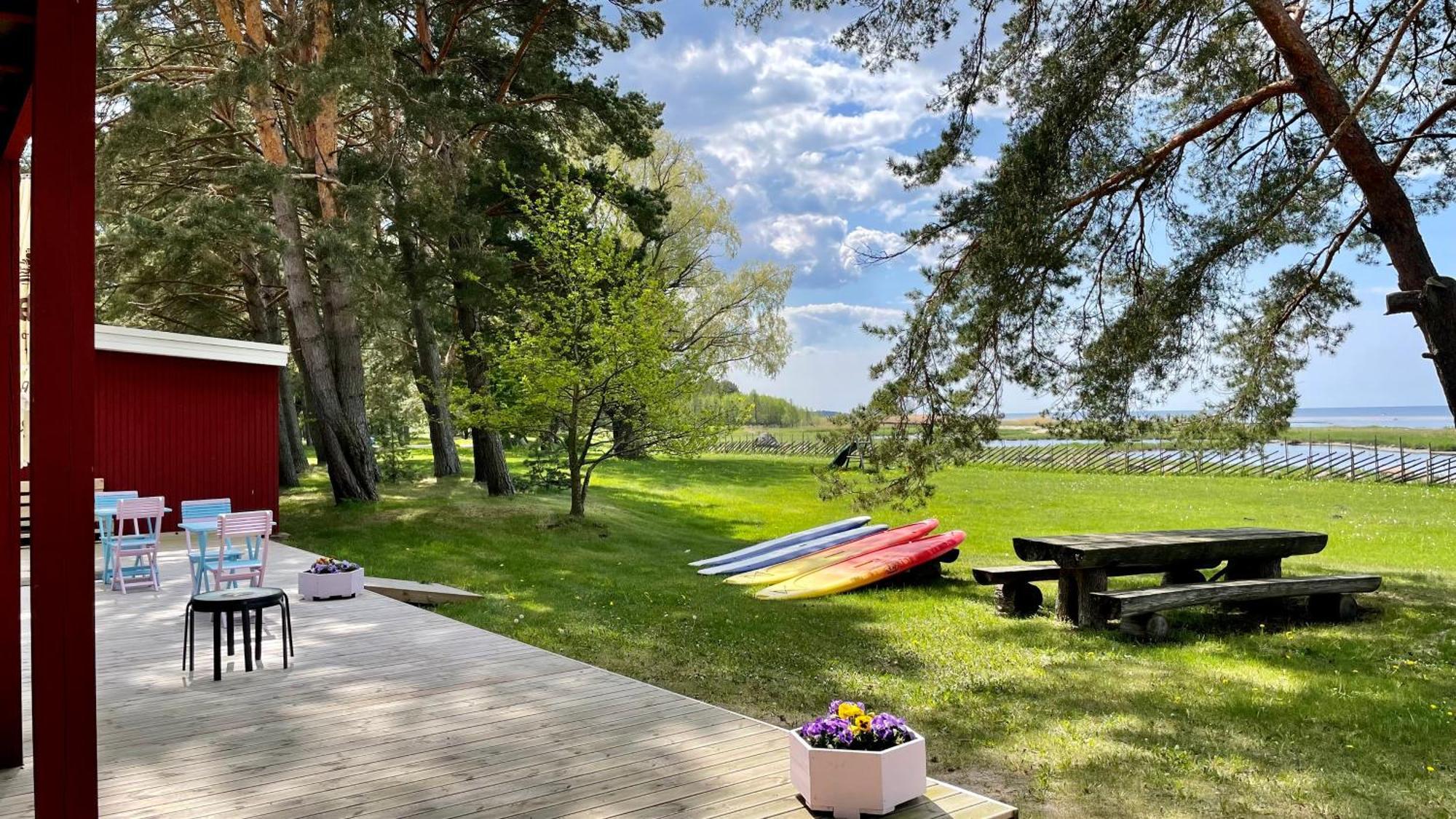 Hotel Kosmonautika Puhkekeskus à Kabli Extérieur photo
